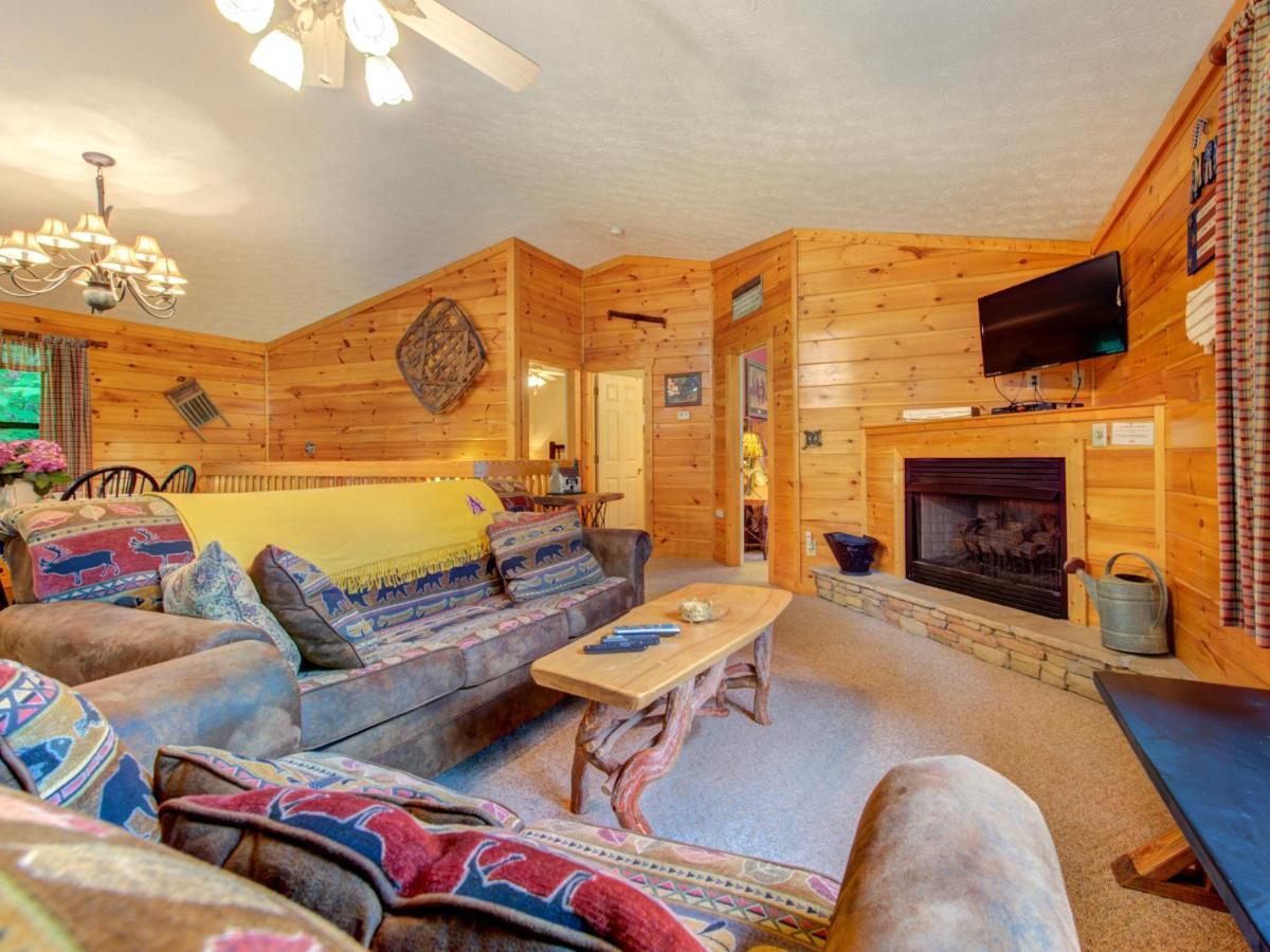 Great Expectations, 3 Bedrooms, Fireplace, Pool Table, Hot Tub, Sleeps 10 Gatlinburg Esterno foto