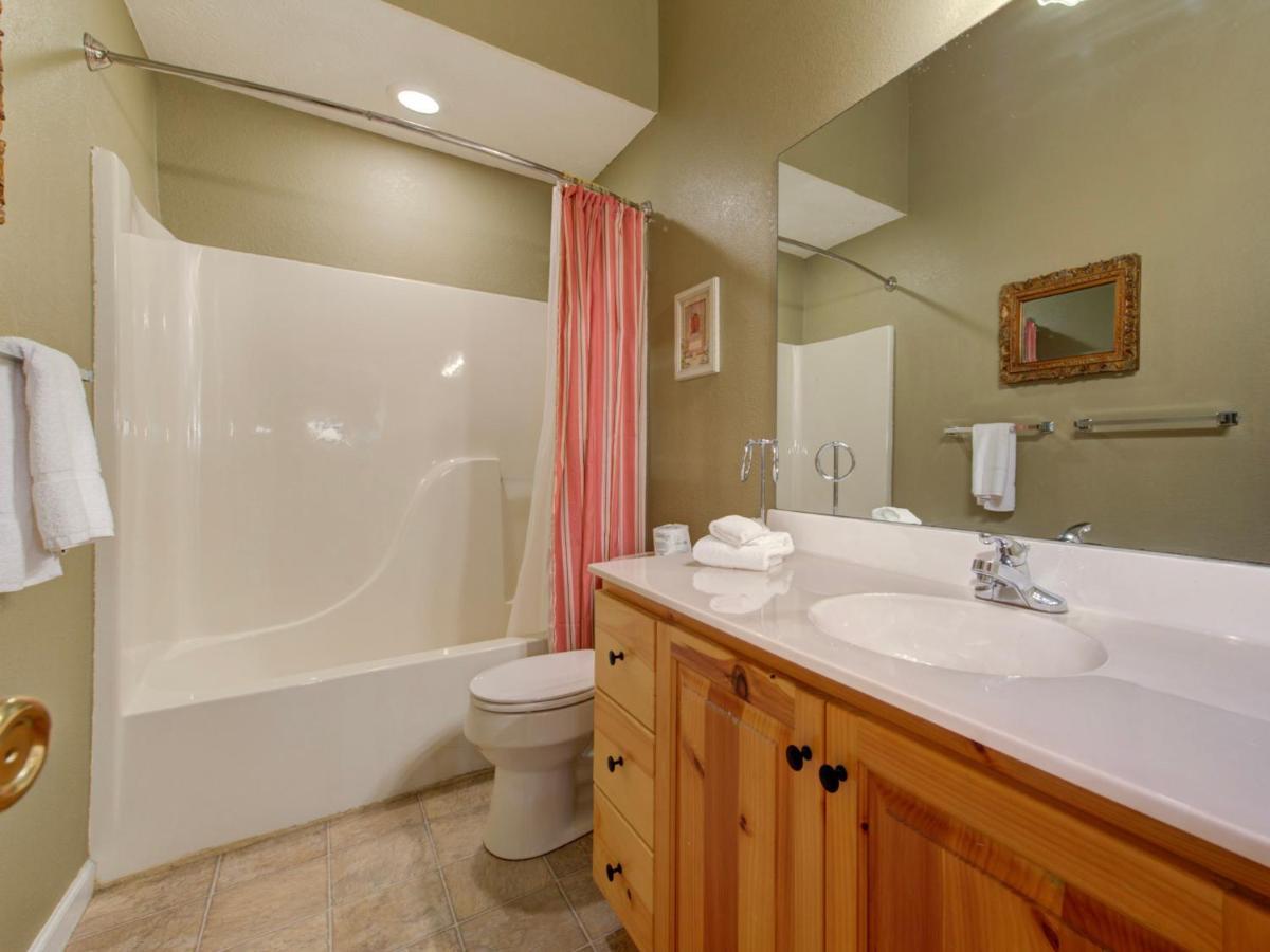 Great Expectations, 3 Bedrooms, Fireplace, Pool Table, Hot Tub, Sleeps 10 Gatlinburg Esterno foto